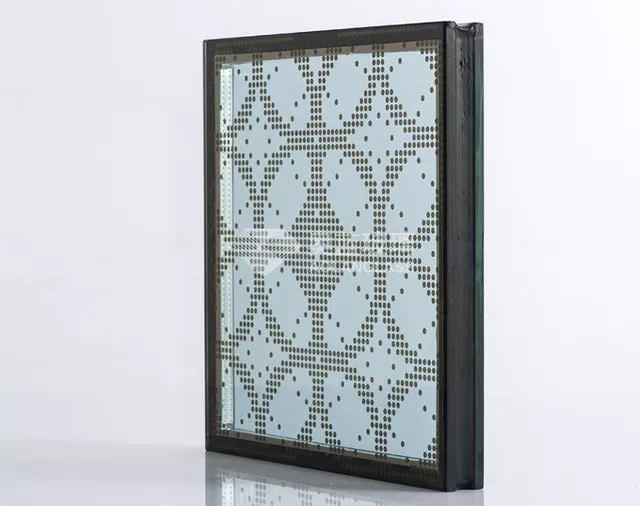 Colored glaze hollow